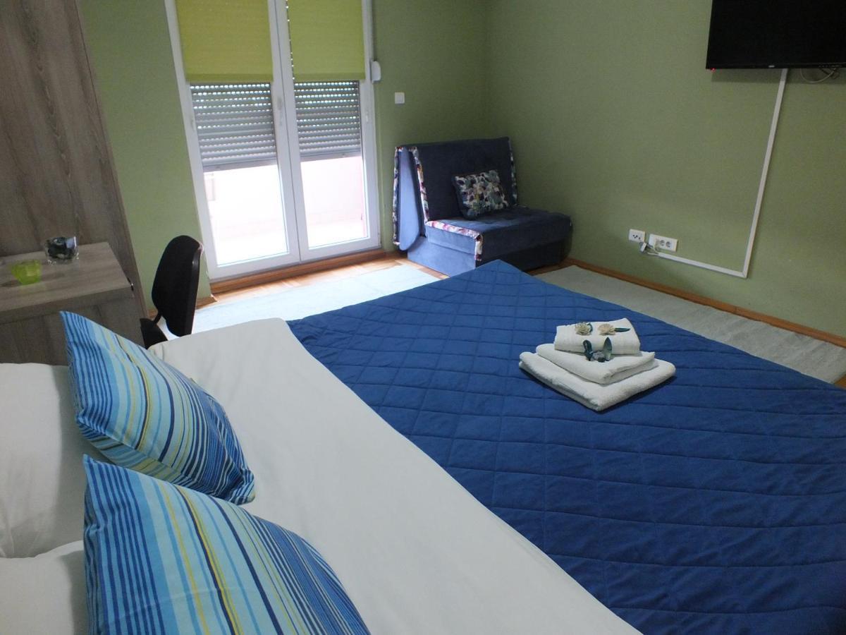 Apartment Temple Podgorica Buitenkant foto
