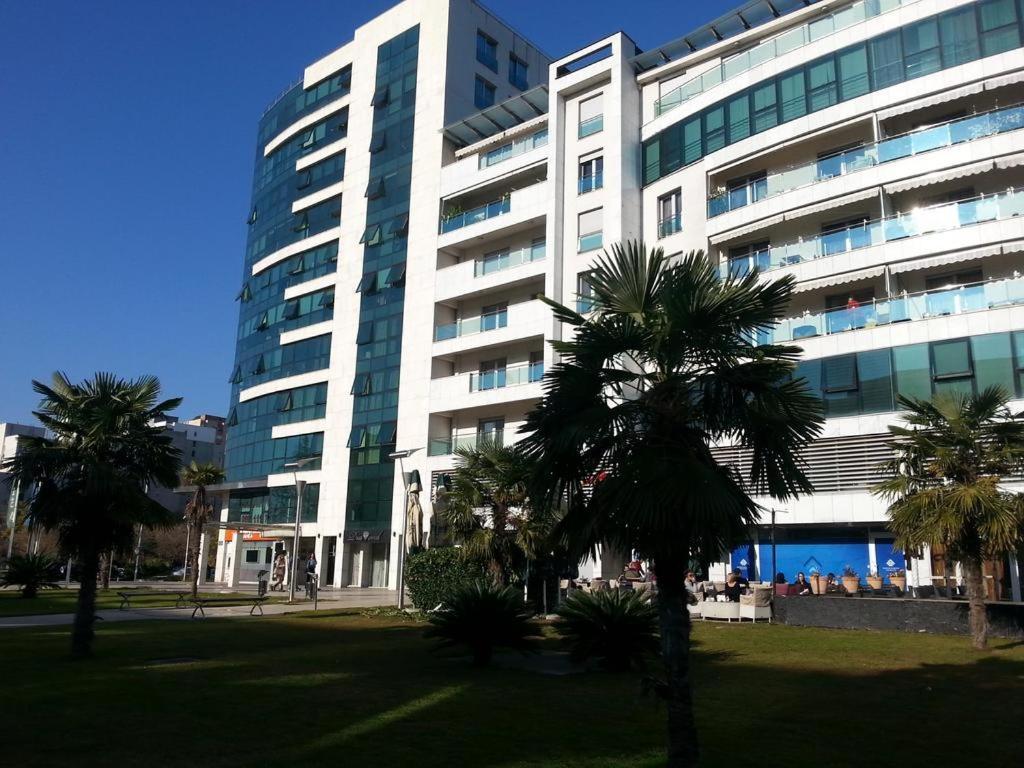 Apartment Temple Podgorica Buitenkant foto
