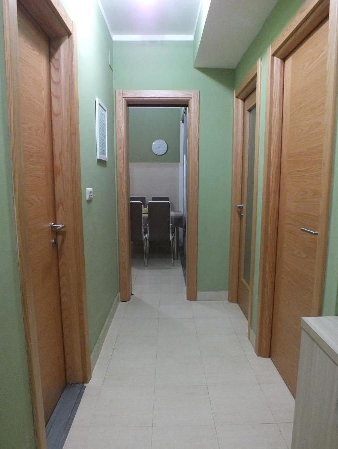 Apartment Temple Podgorica Buitenkant foto